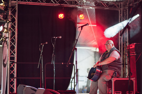 Looe-music-festival-2016-DR. THUDS REMEDY-LAURA CROUCHLEY-HR-DSC_5509