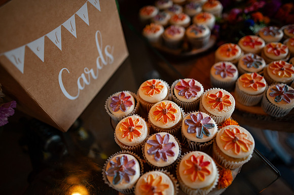 vegan-wedding-cupcakes-vegan-bakes-colorful-floral-design