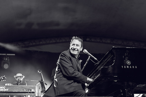 LMF2015_LauraCrouchleyPhotography_band_stage_DSC8700