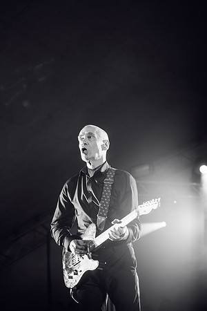 Looe-music-festival-2016-WILKO JOHNSON-LAURA CROUCHLEY-HR-DSC_1536