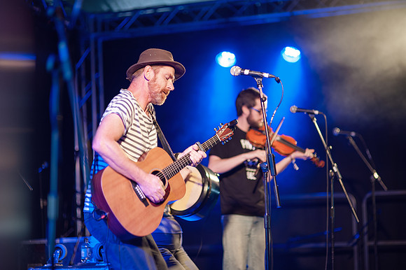 Looe-music-festival-2016-DR. THUDS REMEDY-LAURA CROUCHLEY-HR-DSC_5573