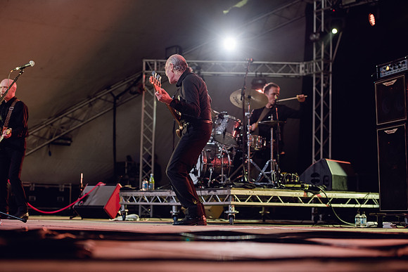 Looe-music-festival-2016-WILKO JOHNSON-LAURA CROUCHLEY-HR-DSC_1517
