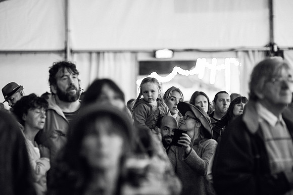 Looe-music-festival-2016-CROWDS-LAURA CROUCHLEY-HR-DSC_5788