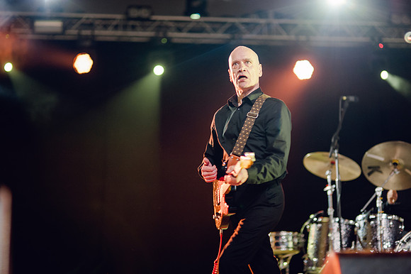 Looe-music-festival-2016-WILKO JOHNSON-LAURA CROUCHLEY-HR-DSC_6015