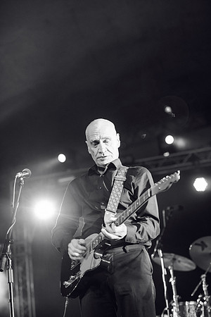 Looe-music-festival-2016-WILKO JOHNSON-LAURA CROUCHLEY-HR-DSC_1540