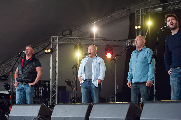 Looe-music-festival-2016-FISHERMAN'S FRIENDS-LAURA CROUCHLEY-HR-DSC_6257
