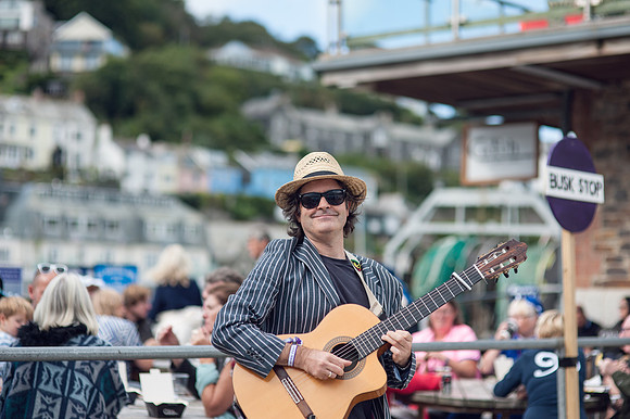 Looe-music-festival-2016-BUSK STOP-LAURA CROUCHLEY-HR-DSC_6923
