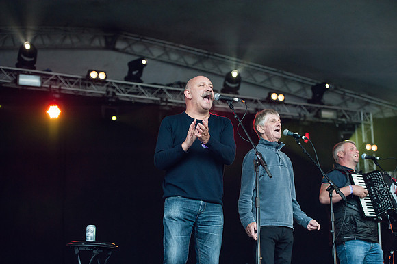 Looe-music-festival-2016-FISHERMAN'S FRIENDS-LAURA CROUCHLEY-HR-DSC_6275
