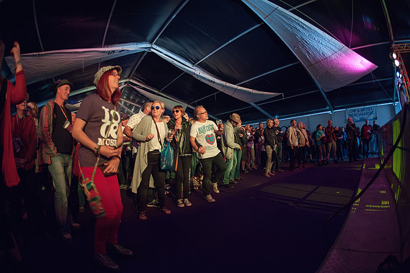 Looe-music-festival-2016-CROWDS-LAURA CROUCHLEY-HR-DSC_5660