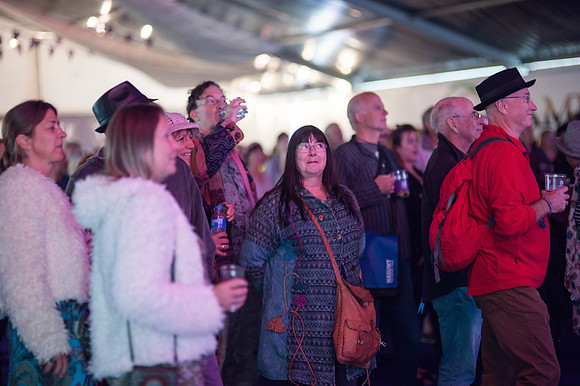 Looe-music-festival-2016-CROWDS-LAURA CROUCHLEY-HR-DSC_5534